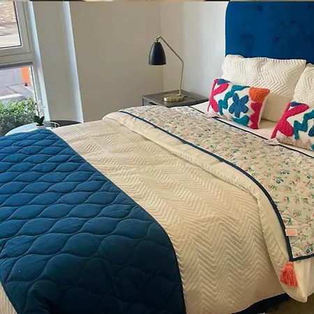 Heart Of City - Not Entire - 1 Private & Bathroom In Apartment